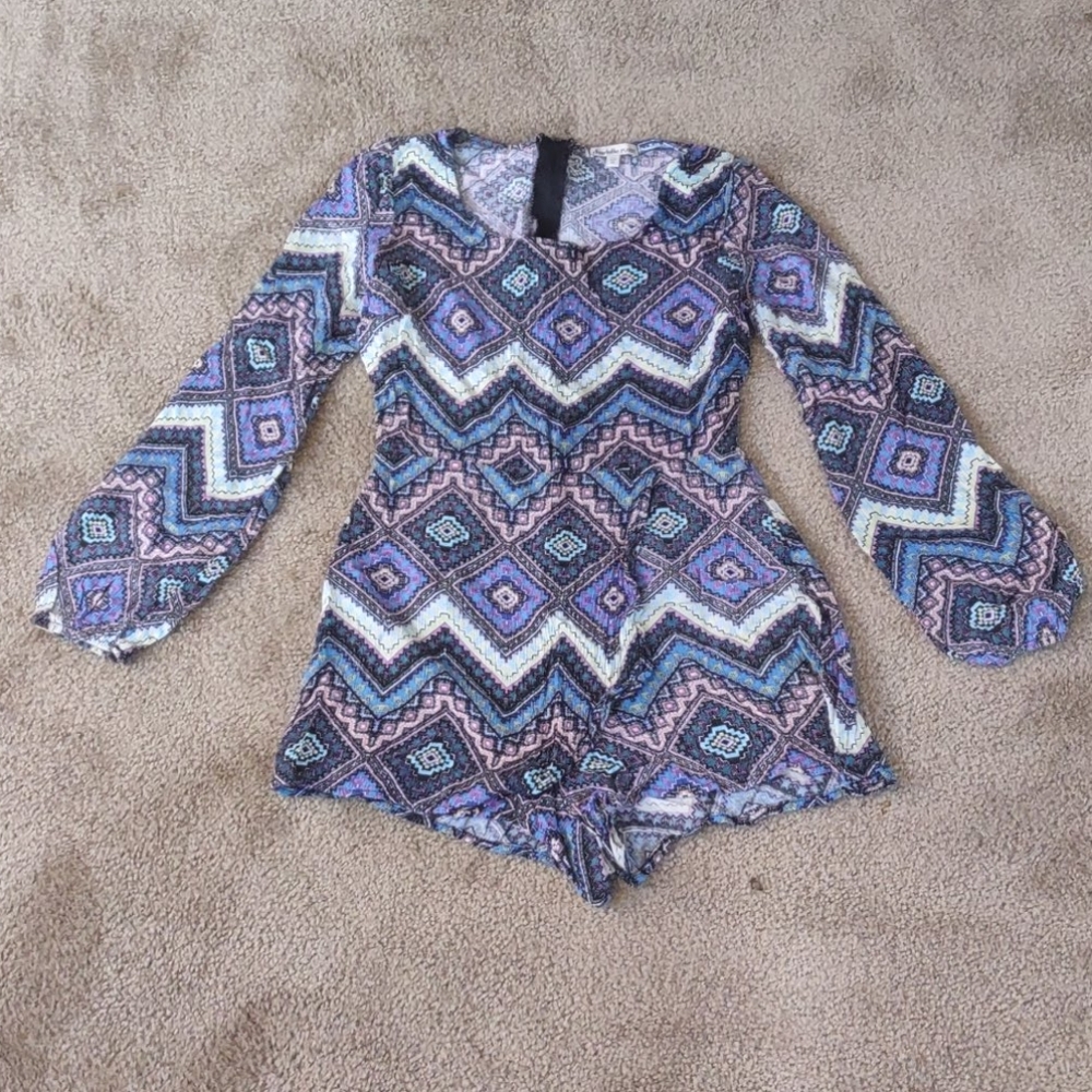 Charlotte Russe romper multicolor